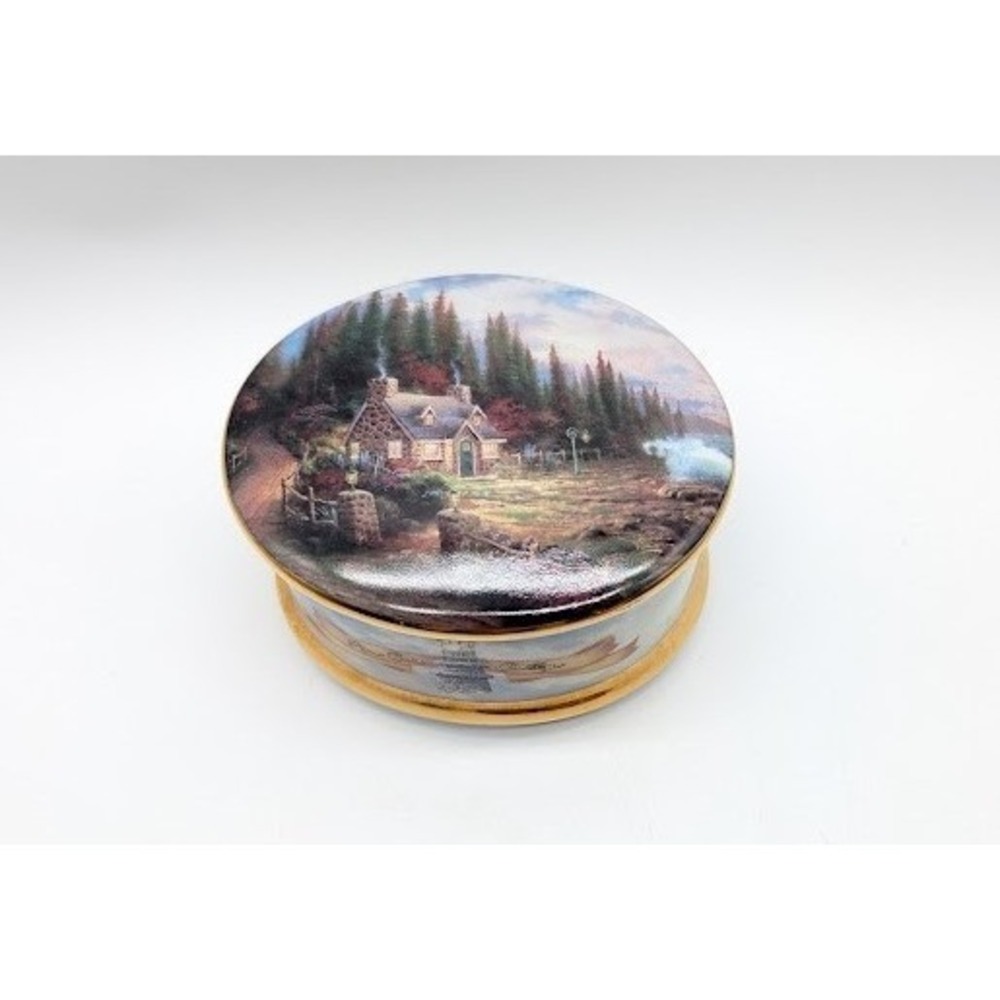 Thomas Kinkade Pine Cove Cottage Music Box Guiding Lights 90's Loves Faith Works